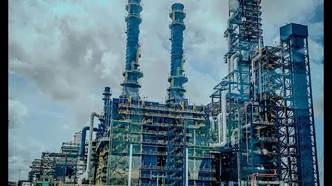 Dangote Group will pay dividends in dollars, says Aliko Dangote