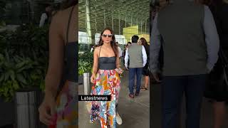 Rakul Snapped At The Airport.