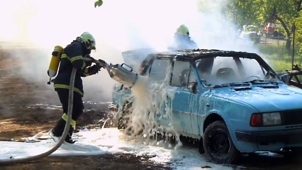 Ukázka hašení auta.MOV