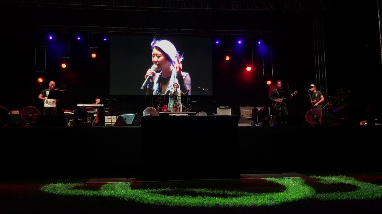 90s Mandarin Medley by Tay Kexin 