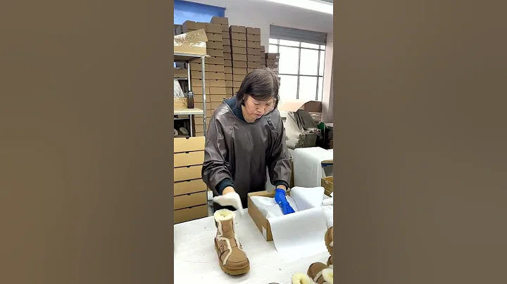 Snow boots are the best choice for winter#bootsSnow#ugg #factory