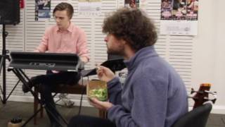 Michael League Eating Salad. (feat Er@ser Description)