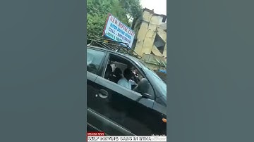 SELF DRIVING CARS IN INDIA, CLASSIC STYLE IT HAPPENS ONLY IN INDIA DANGEROUS DRIVERS WITHOUT CAUTION