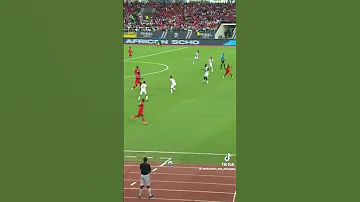 Eli Mpanzu Akiwakokota Wa Rabu 