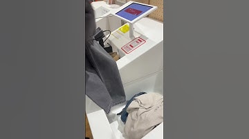 Uniqlo Automated Checkout