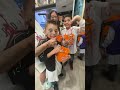 RITA REGALA CARAMELLE PER HALLOWEEN AI BAMBINI 😍😍 #napoli #italia #rita #amore #comedy #felicità