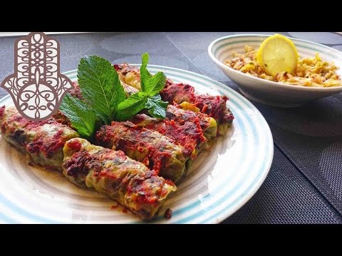 Vidéo: Comment Faire Cuire Des Rouleaux De Chou Farcis Avec De La Viande, Du Bacon, Des Légumes Et Des Herbes Aromatiques