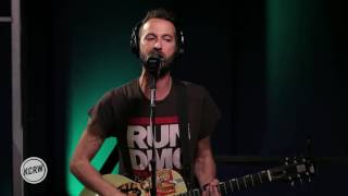 Mondo Cozmo performing \\