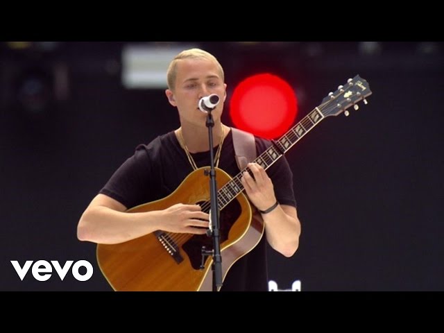 Mike Posner - I Took A Pill In Ibiza (Live At Capitals Summertime Ball 2016) class=