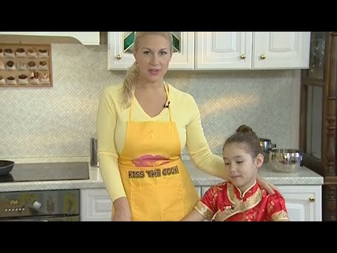 Пицца с грибами портабелло. Ананасы в карамели с мороженым