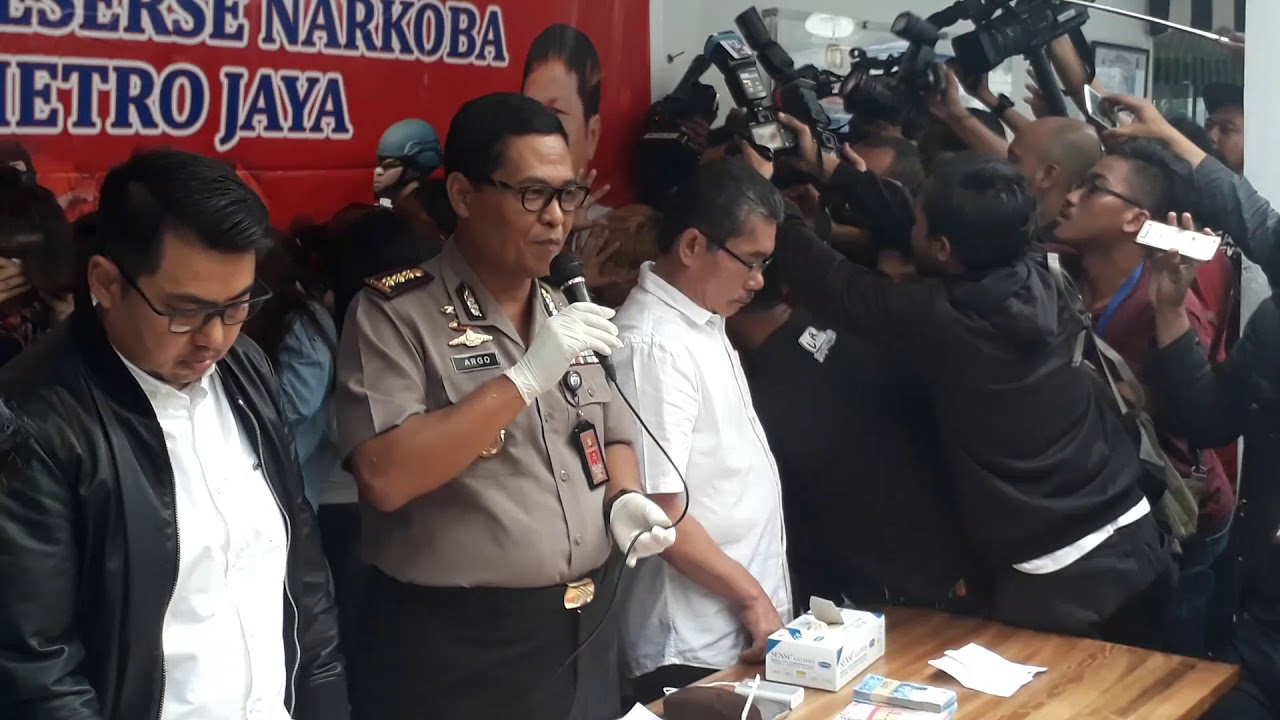  Pretty Asmara: Saya Dijebak! Saya Dijebak!