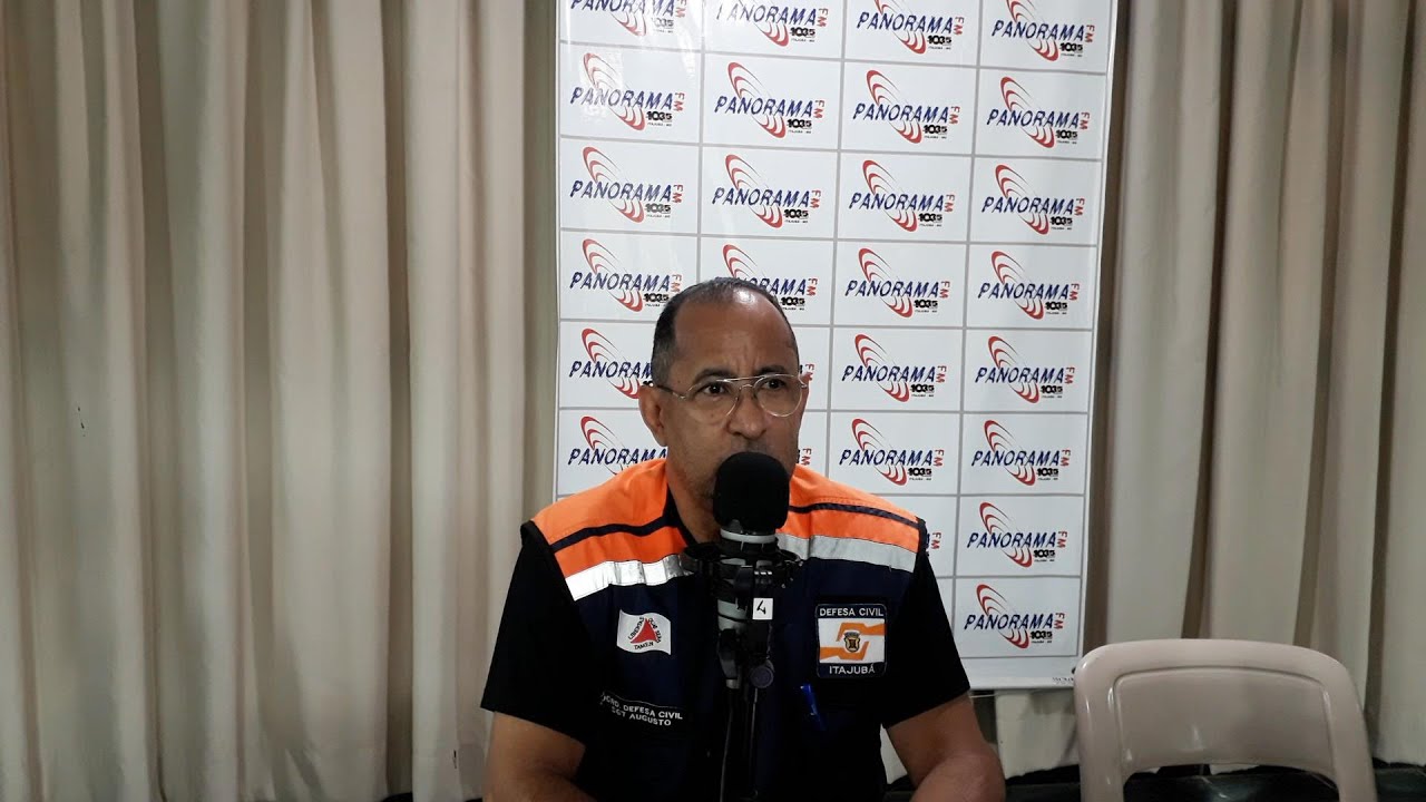 Trecho da BR-459 entre Wenceslau Braz e Lorena desmorona com as chuvas