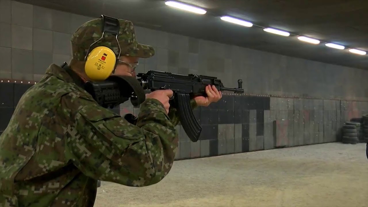 Cyklisti VŠC Dukla Banská Bystrica na vojenskom výcvikovom pobyte v CV Lešť - 1. časť