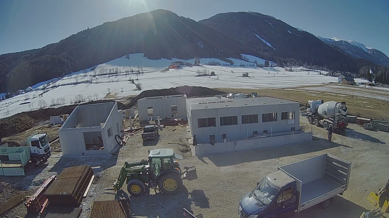 Betonbau der Decke über dem Schweinestall, Stallbau Mauser Mühltaler Mauterndorf