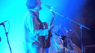 Guillemots - &#39;Annie, Let&#39;s Not Wait&#39; at Glastonbury 2011