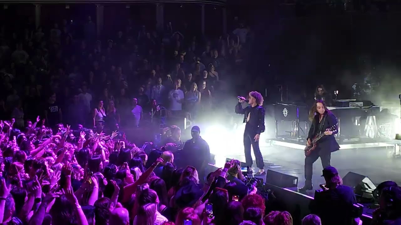 GRETA VAN FLEET  - SACRED THE THREAD & THE WEIGHT OF DREAMS, ALBERT HALL LONDON extended solo