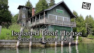 AMAZING Wooden Mansion - Isolated Boathouse - Cedar Lodge - Seiberling Family