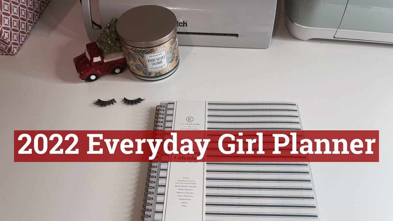 THE EVERYDAY GIRL FOR DAY DESIGNER REVIEW | YOU NEED THIS PLANNER IN YOUR LIFE | VLOGMAS DAY 23 2021