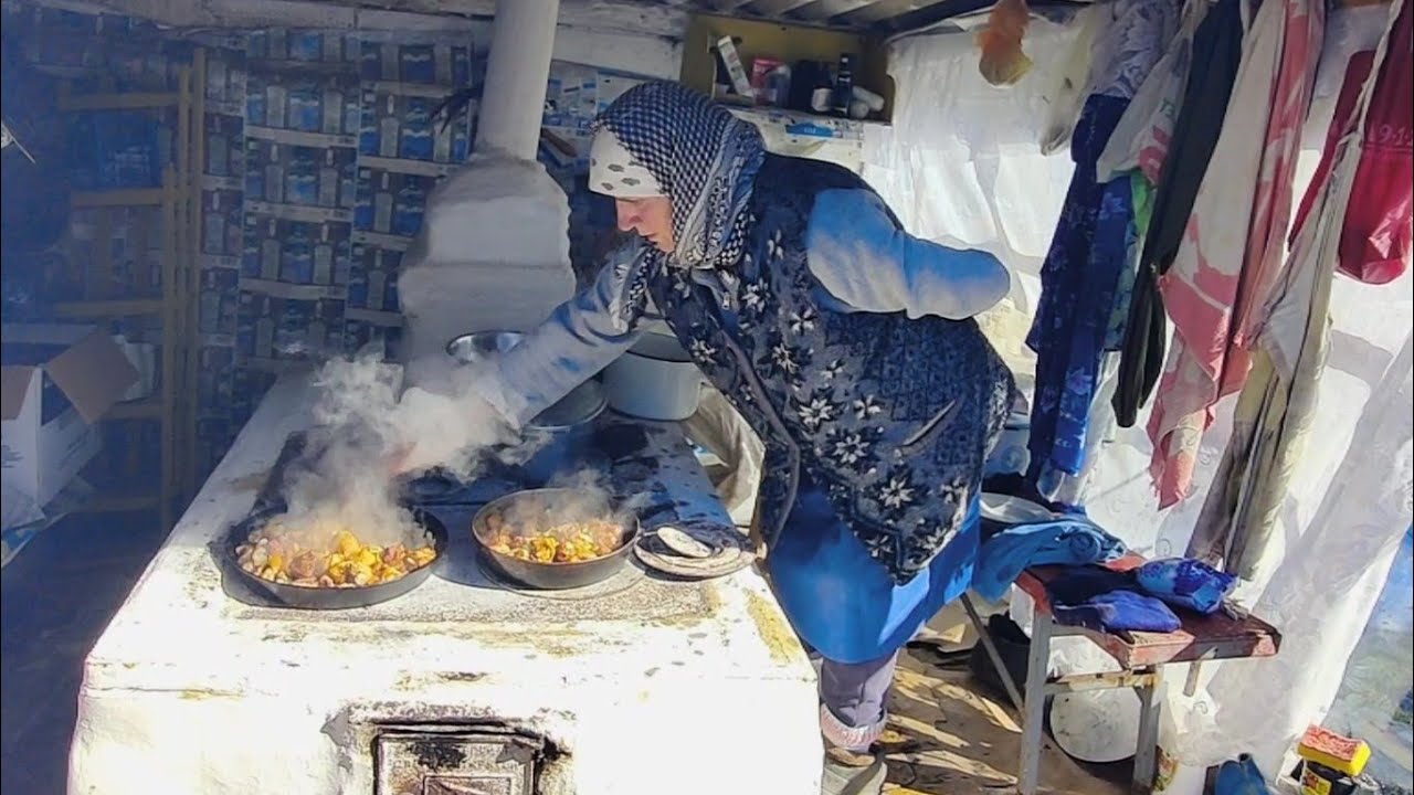 Всім є робота🌻Лариса гарна господиня !!!