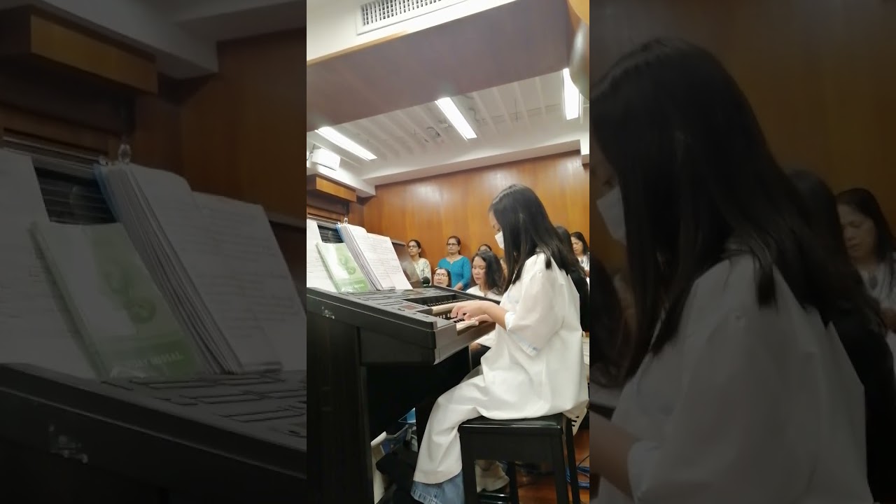 My 9-year-old daughter is playing the piano, and my 5-year-old daughter is worshiping God. 😇