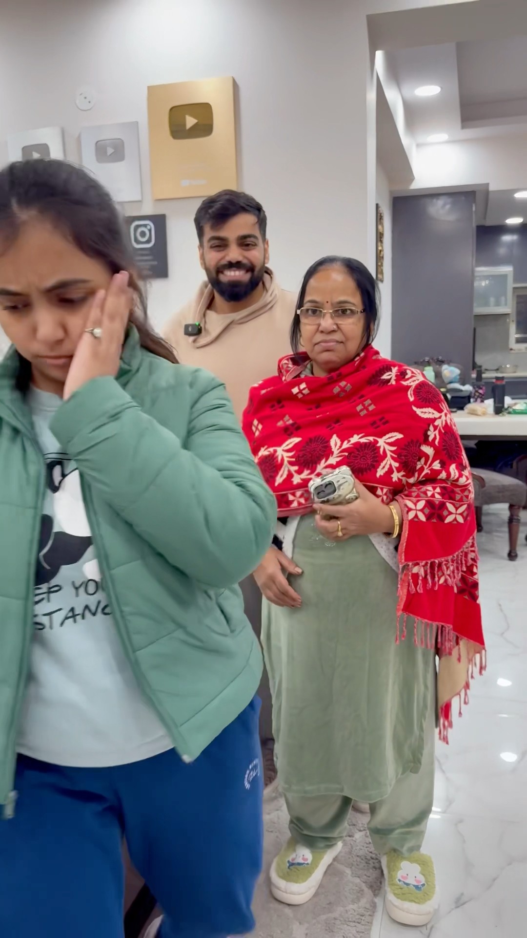 Gaurav nai gudiya ki mummy say karwai pitai #shorts #youtubeshorts #gauravaroravlogs