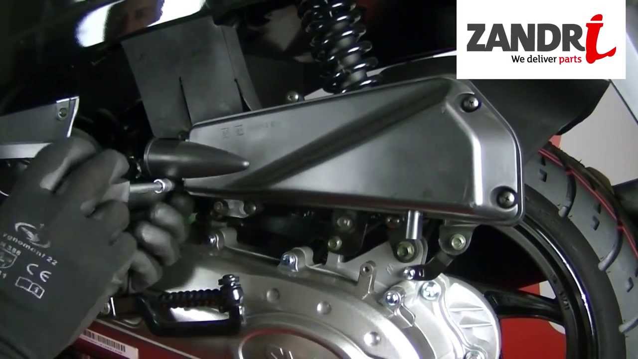 Luchtfilter element vervangen | Sym Fiddle - YouTube