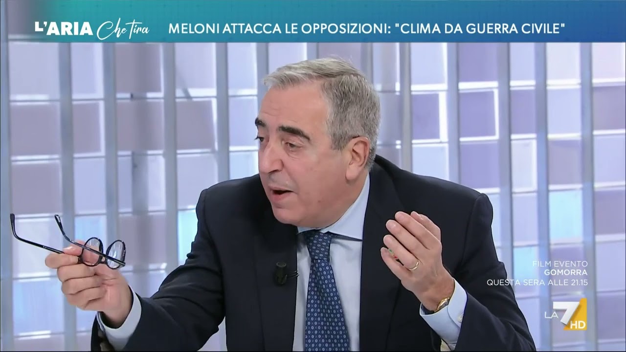 Scontro tra Maurizio Gasparri e Christian Raimo: 