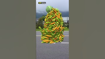 Fruit and vegetable pair walking and bumping into each other on the street🌽🥒  c4d special effects