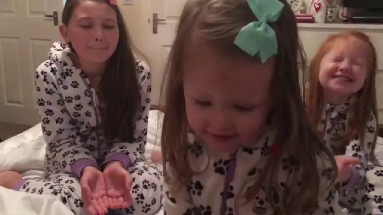 REALITY FAMILY VLOG. 30.1.16. ISLA GETS HER FIRST SLEEP OVER ... Or does she?!