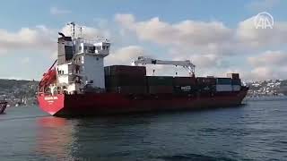 Makine Arızası Yapan Yük Gemisi İstanbul Boğazına Demir Attı