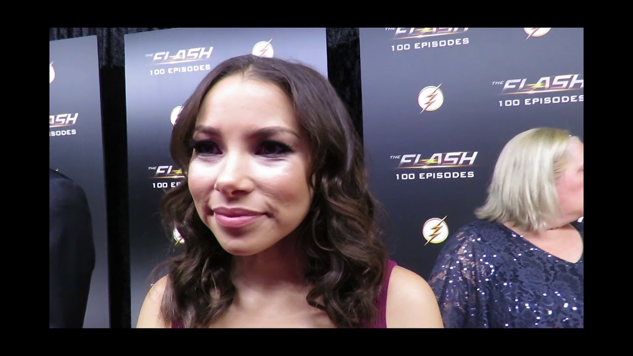 Jessica Parker Kennedy Interview The Flash