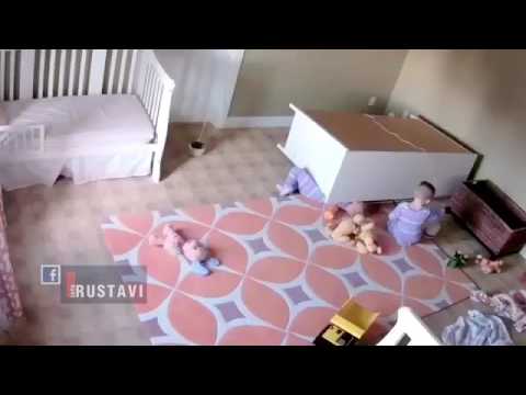 ბავშვს კარადა დაეცა | 2-Year-Old Saves Twin Brother From Fallen Dresser