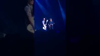 Stone Temple Pilots, Big Empty Intro live (partial song)