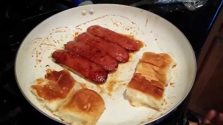 Auntie Fee turns Earl Campbell's Links into maple ...