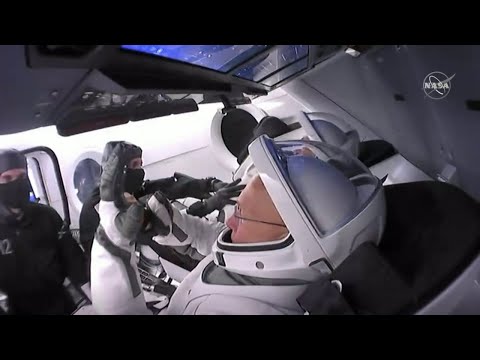 إرجاء إطلاق أول رحلة فضائية مأهولة ل سبايس إكس بسبب احوال الطقس