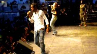 Jah Cure & Phyllisia perform "Call On Me" in Bahamas