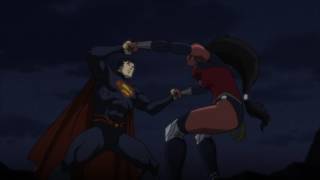 Superman vs Wonder Woman (Superman Man Handles!)