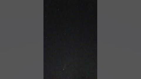 The Starlink satellite is passing over the Neowise comet.