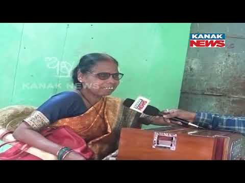 Specially Abled Teacher Aruna Patnaik Teaching For Free For 19 Years In Malkangiri
