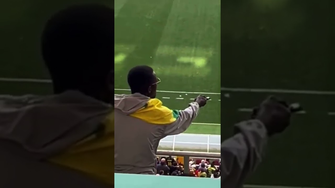 Footage of a Senegal fan pointing a laser towards Egypt players during the match ❌