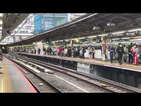 【一日限りの河辺行きが連続で到着！】　　　E233系H54編成　快速河辺行き　新宿駅発車&   9717T E233系0番台　T3編成　青梅特快　河辺行き新宿駅に到着！