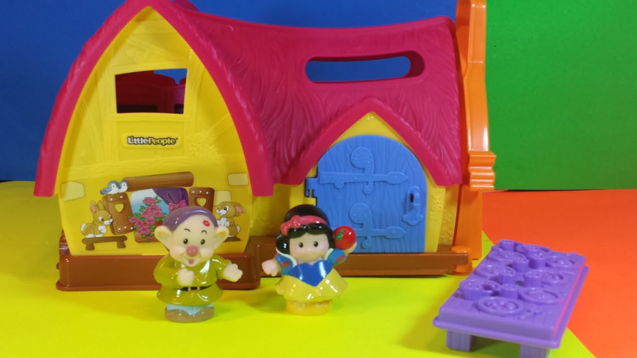 Disney Princess Little People Snow White Cottage With Dopey The