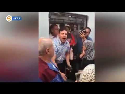 تجمع الناس فى محطة مترو حلوان مش هنمشى المترو