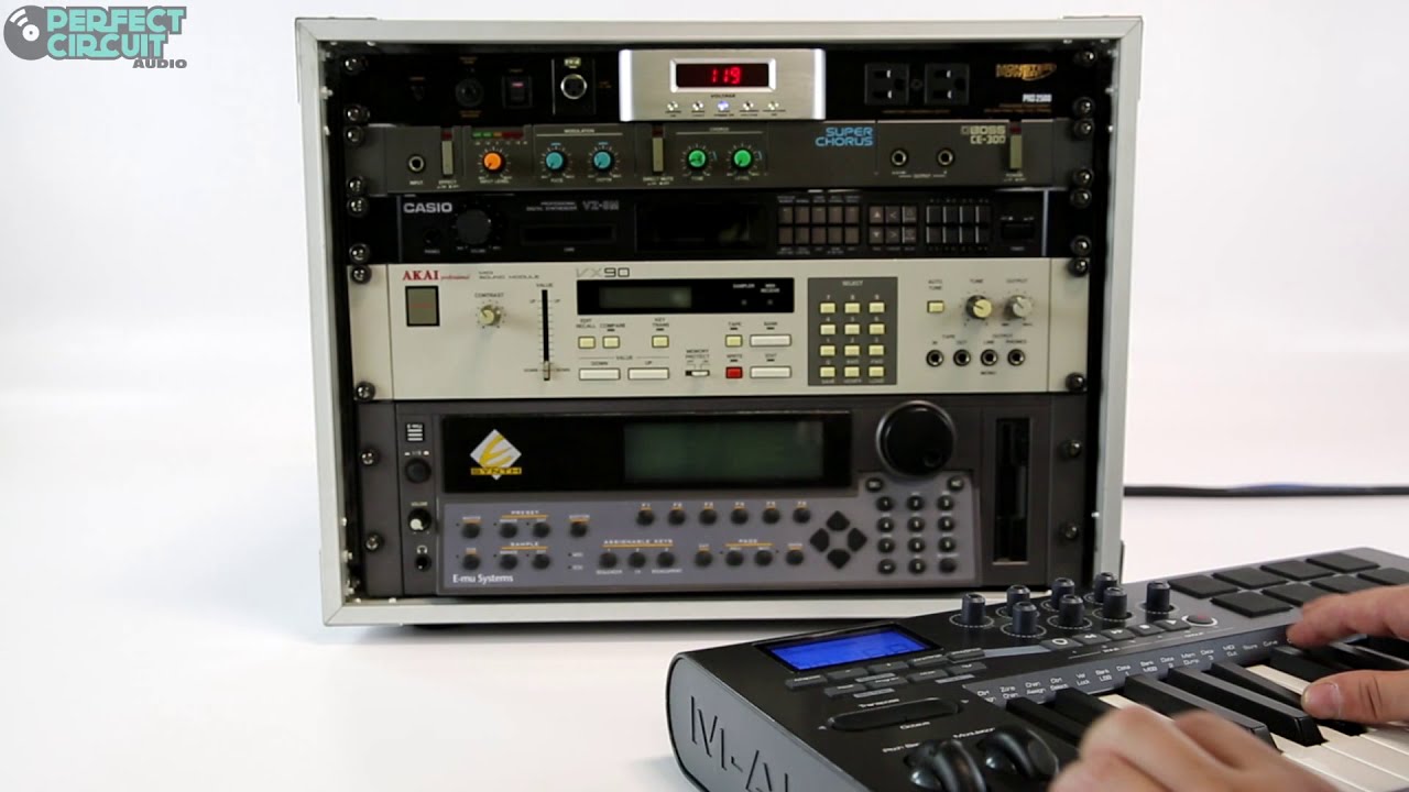 Akai VX90 Analog Synthesizer Demo (Part 1) - YouTube