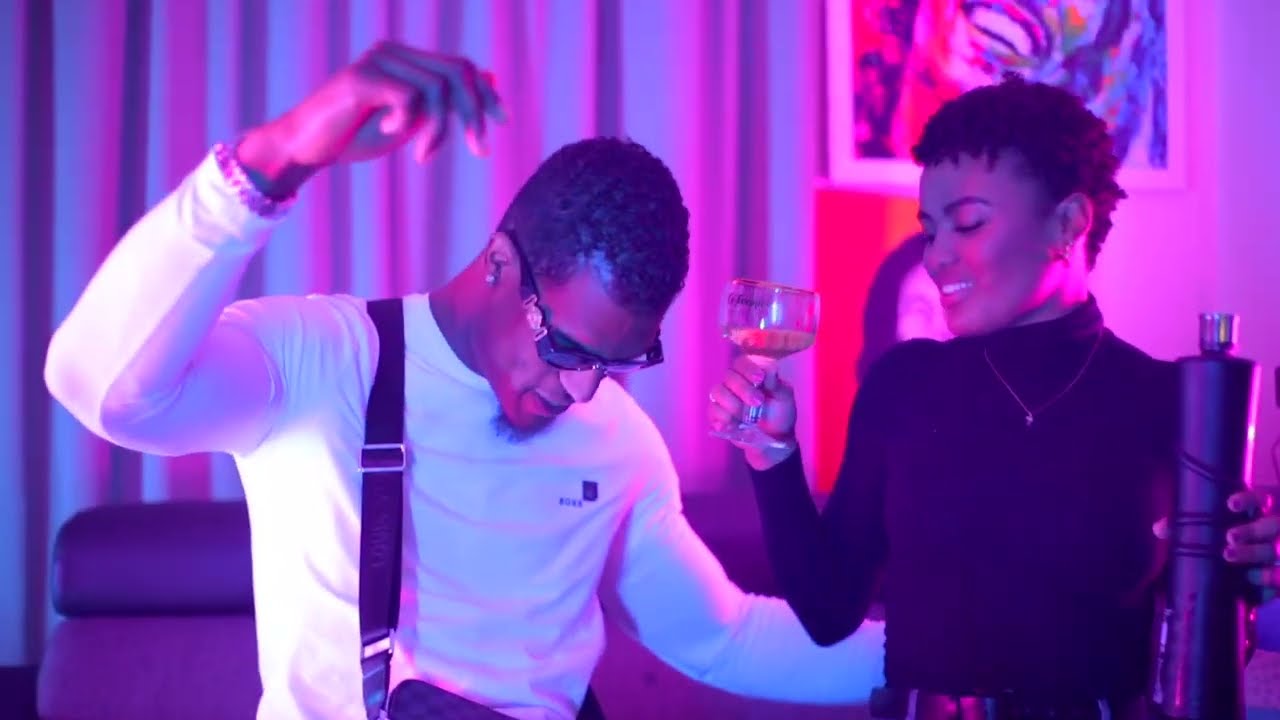 King $tala - Praia Vibes feat. Dessy & Apichulo (prod. by LangeSjaak)