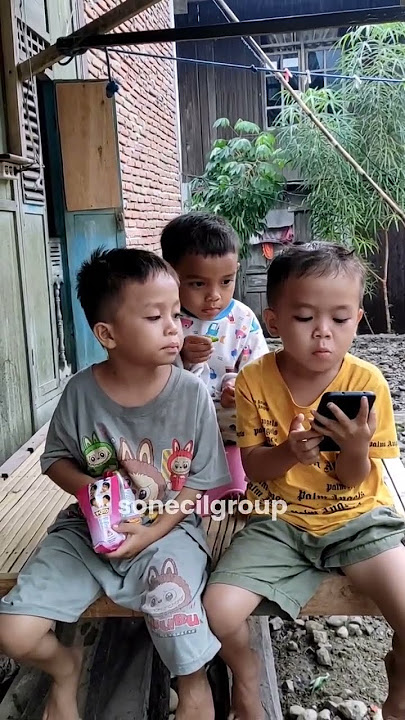 Sonecil Group Cerita BEDA RASA 😂 #sonecilgroup #iyrafb #bocilkampung #sonecilgrup