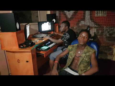 Wiz Montana (( Un Portrait Craché De Iba Montana )) Studio Time Chez M3 Music
