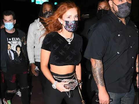 Bella Thorne and Her entourage arrive to a party in Miami Beach - YouTube