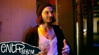 Apparat talks about DJing and his Tour 2012 - Boiler Room Berlin // eNtR extended