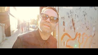Ewan MacFarlane - Stirrin in The City (Official Music Video) screenshot 2